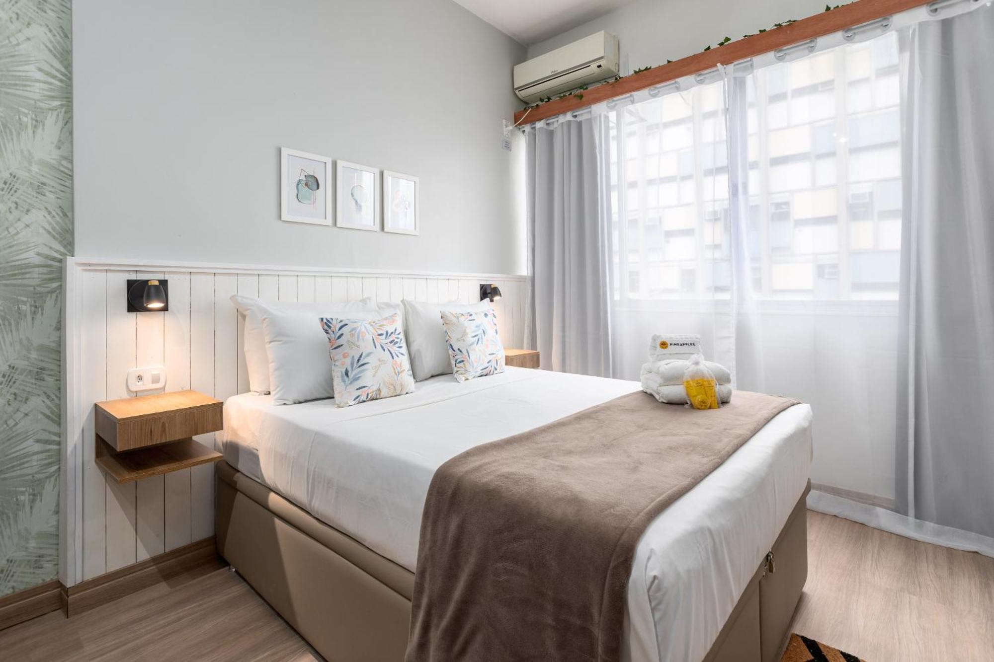 Em Copacabana, 300 Metros Da - Hg610 Z3 Apartamento Rio de Janeiro