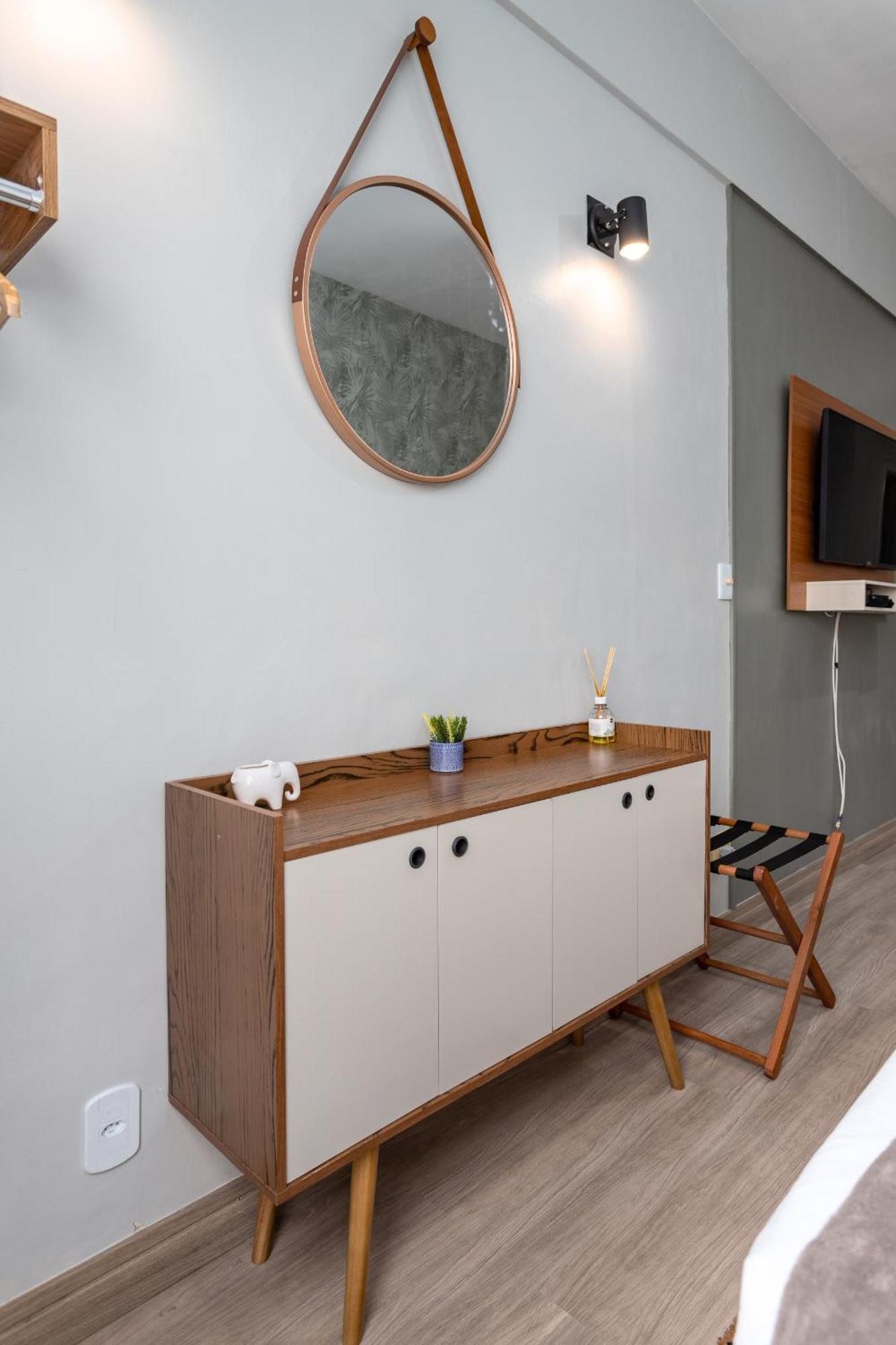 Apartamento Em Copacabana, 300 Metros Da - Hg610 Z3 *