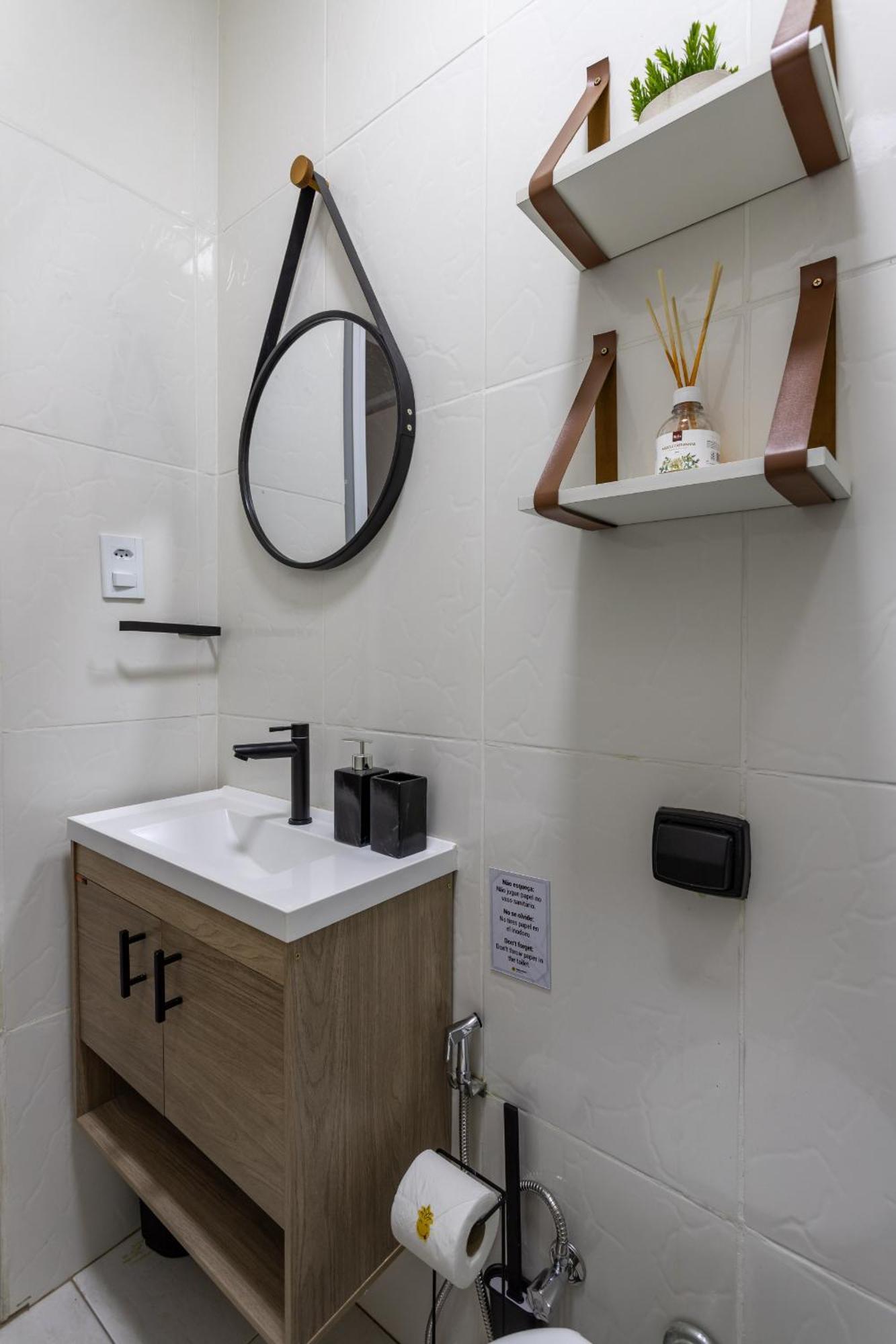 Apartamento Em Copacabana, 300 Metros Da - Hg610 Z3 *