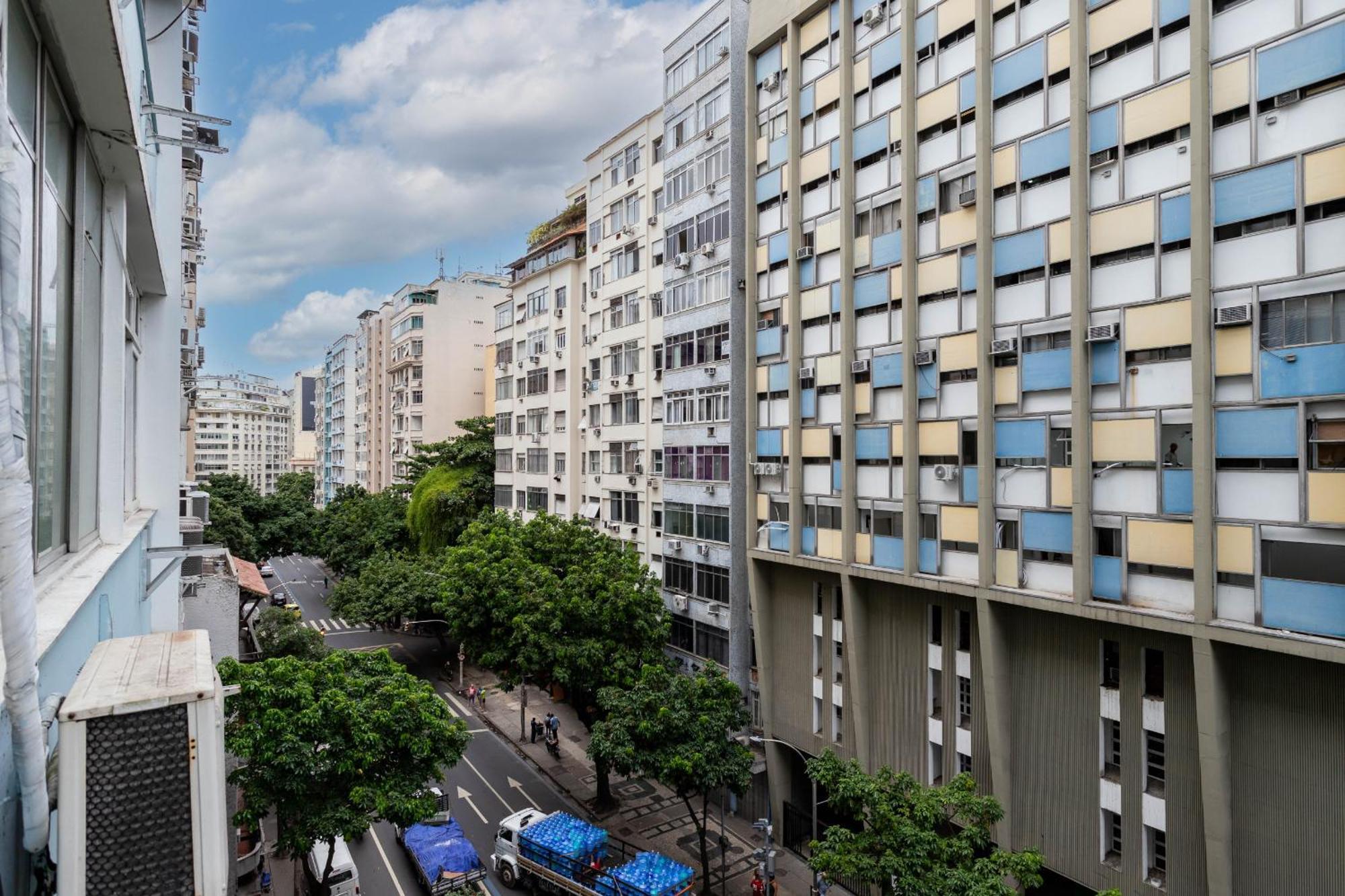 Em Copacabana, 300 Metros Da - Hg610 Z3