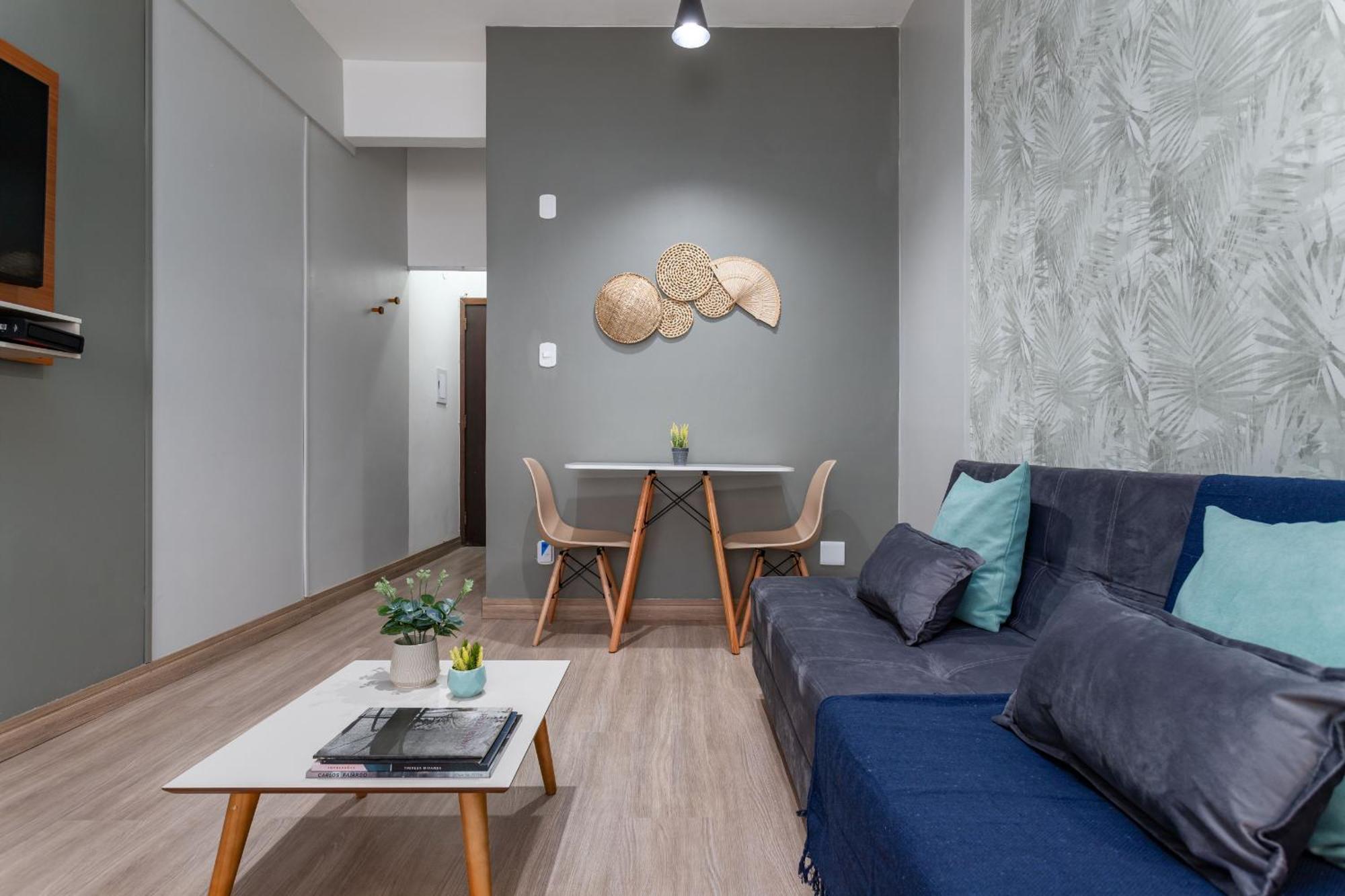 Em Copacabana, 300 Metros Da - Hg610 Z3 Apartamento *