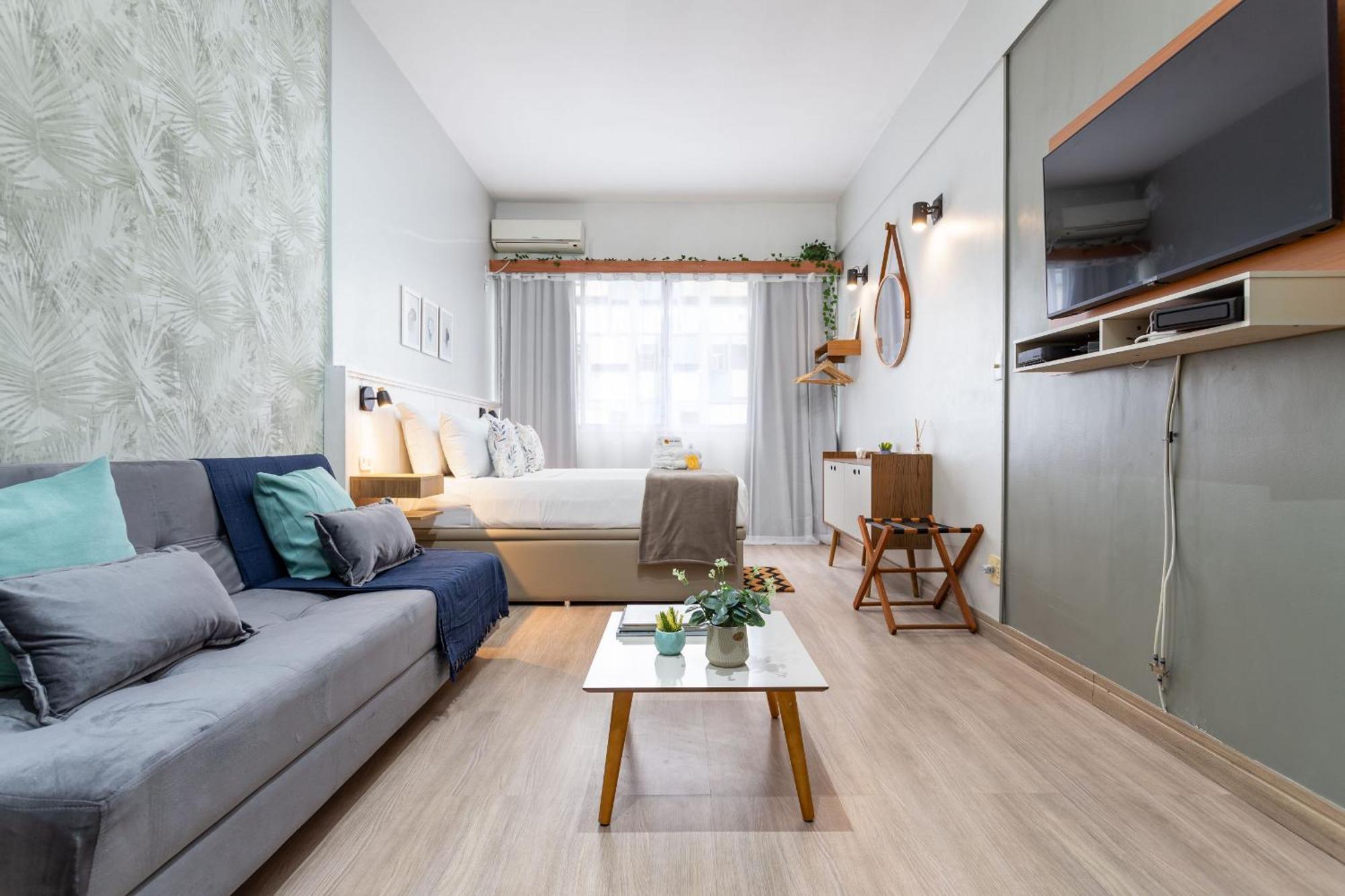Em Copacabana, 300 Metros Da - Hg610 Z3 Apartamento Rio de Janeiro